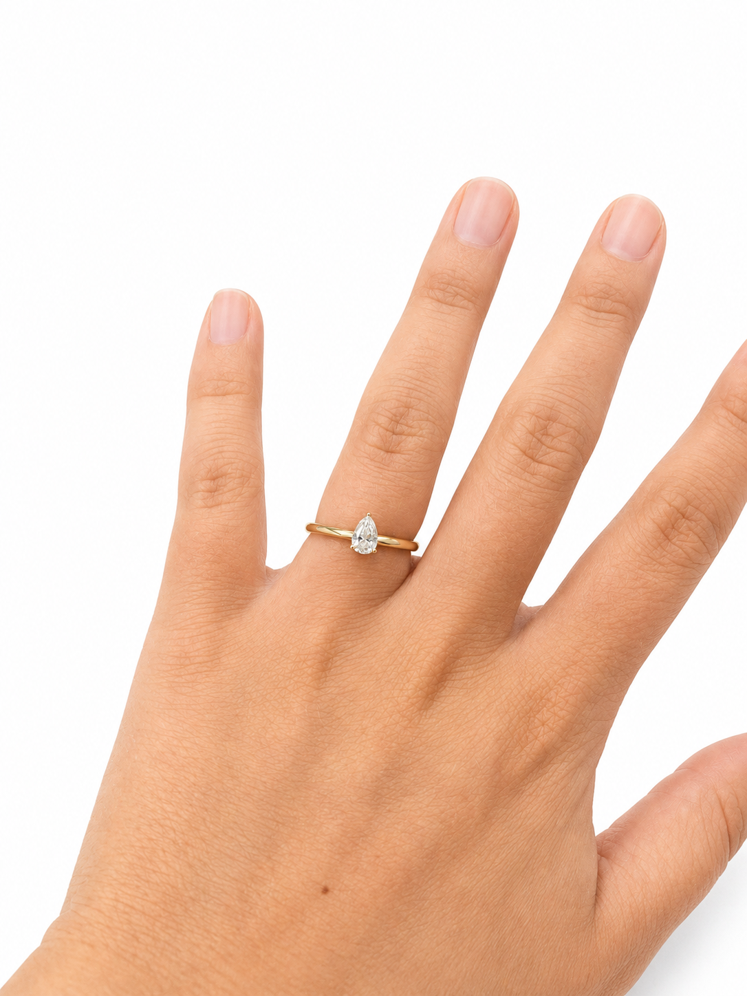Natural Pear Diamond Solitaire