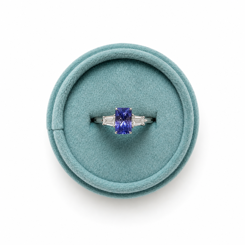 Tanzanite and Diamond Ring