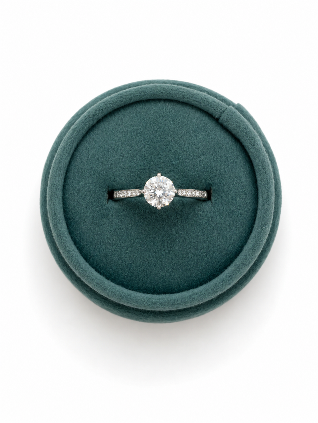 Round Brilliant Solitaire with N/S/E/W Points